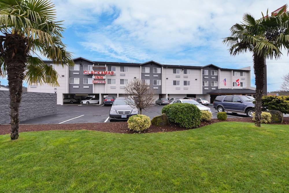 Clackamas Inn And Suites Ngoại thất bức ảnh